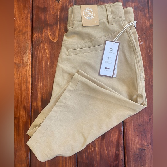Men’s Panama Jack tan shorts - Picture 2 of 10